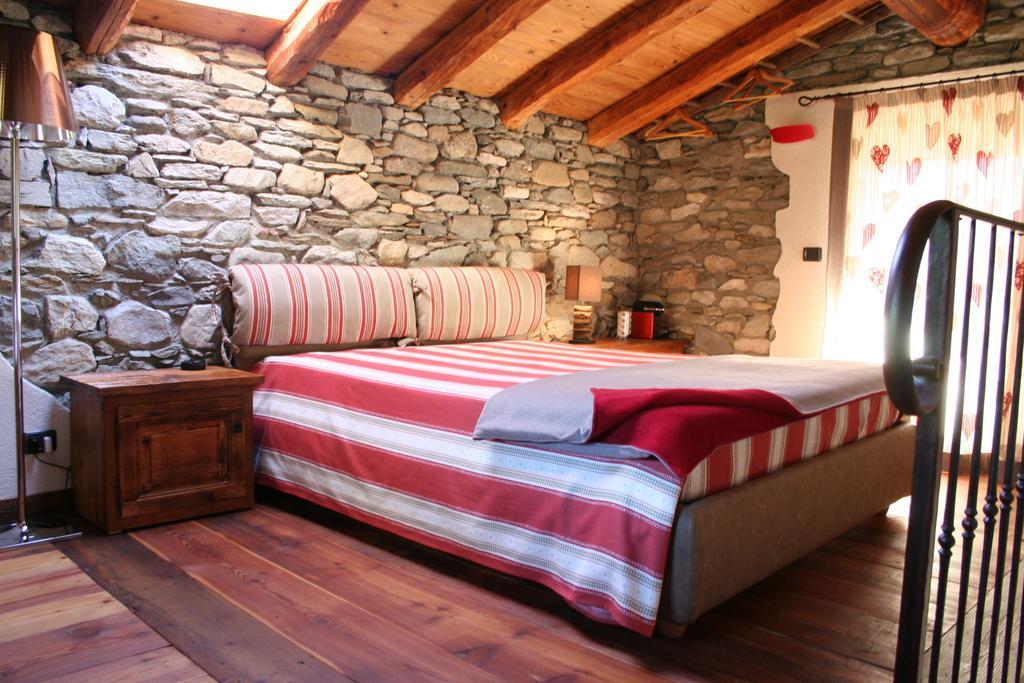 Le Petit Coin De Maison Chante Lune Bed & Breakfast Introd Bilik gambar